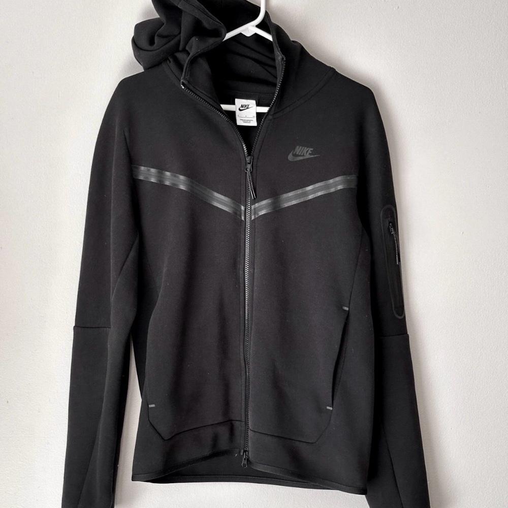 Nike Tech Black Full-Zip Hoodie
